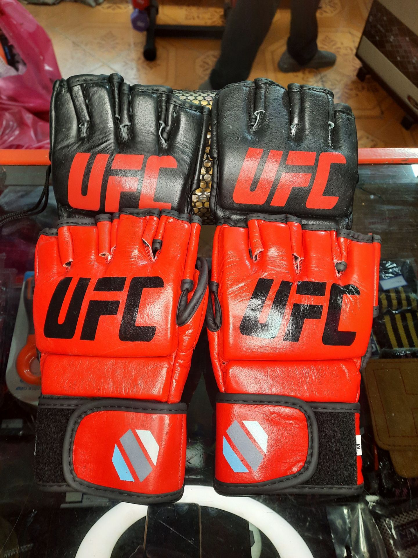 IMG_20260604_111253_397 دستکش MMA چرم مسابقاتی برند UFC - Image 1